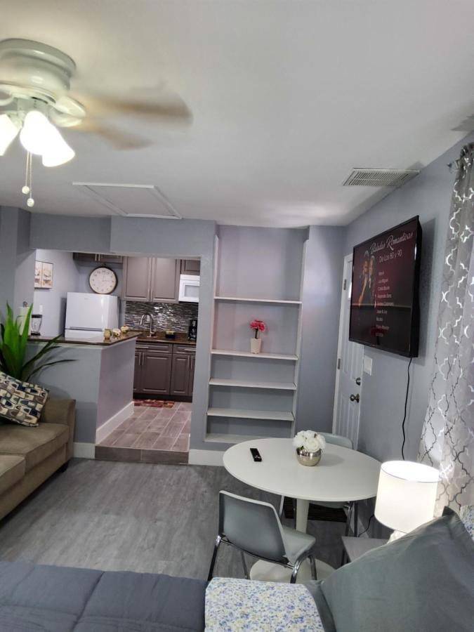 Habitacion Privada Cerca De Todo Tampa Exterior foto